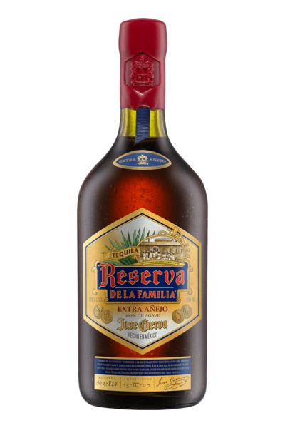 Jose Cuervo Reserva De La Familia Tequila. 750 ml