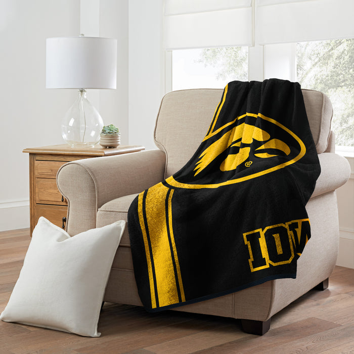 Northwest NCAA Iowa Hawkeyes Sherpa Throw Blanket